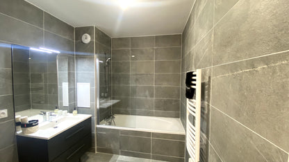 APPARTEMENT T3 MEUBLE DE 67.43 M² RUE ALEXANDRE ANTONINI A CLICHY - METRO MAIRIE DE CLICHY