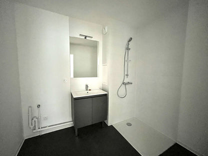 LOCATION APPARTEMENT T3 MEUBLE - 61M² - BALCON + PARKING - 1 320 CC