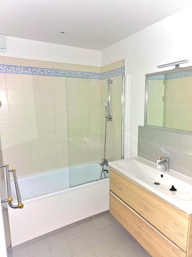 1 square raphaël, 78150 Le chesnay rocquencourt