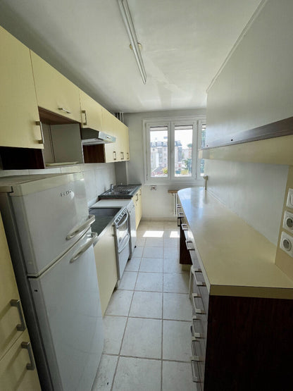 LOCATION APPARTEMENT 3 PIECES - 66M² - RUE PIERRE BEREGOVOY - 92110 CLICHY